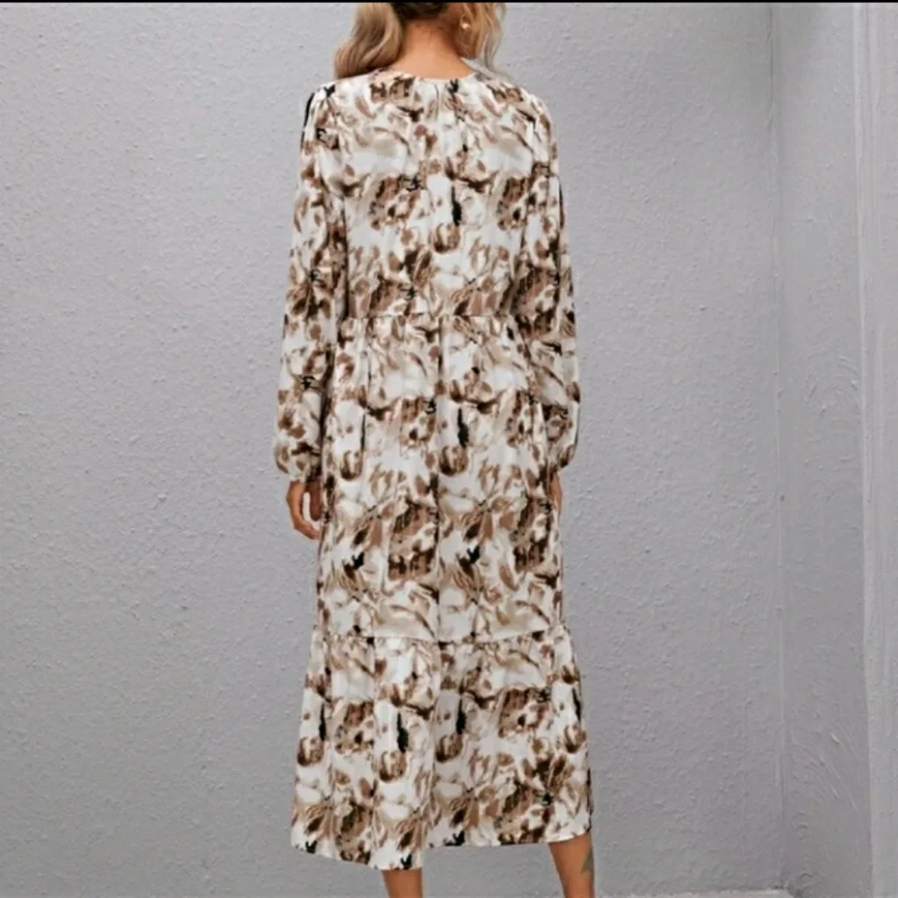 NEW Ruffle Hem Dress - Picture 2 of 6